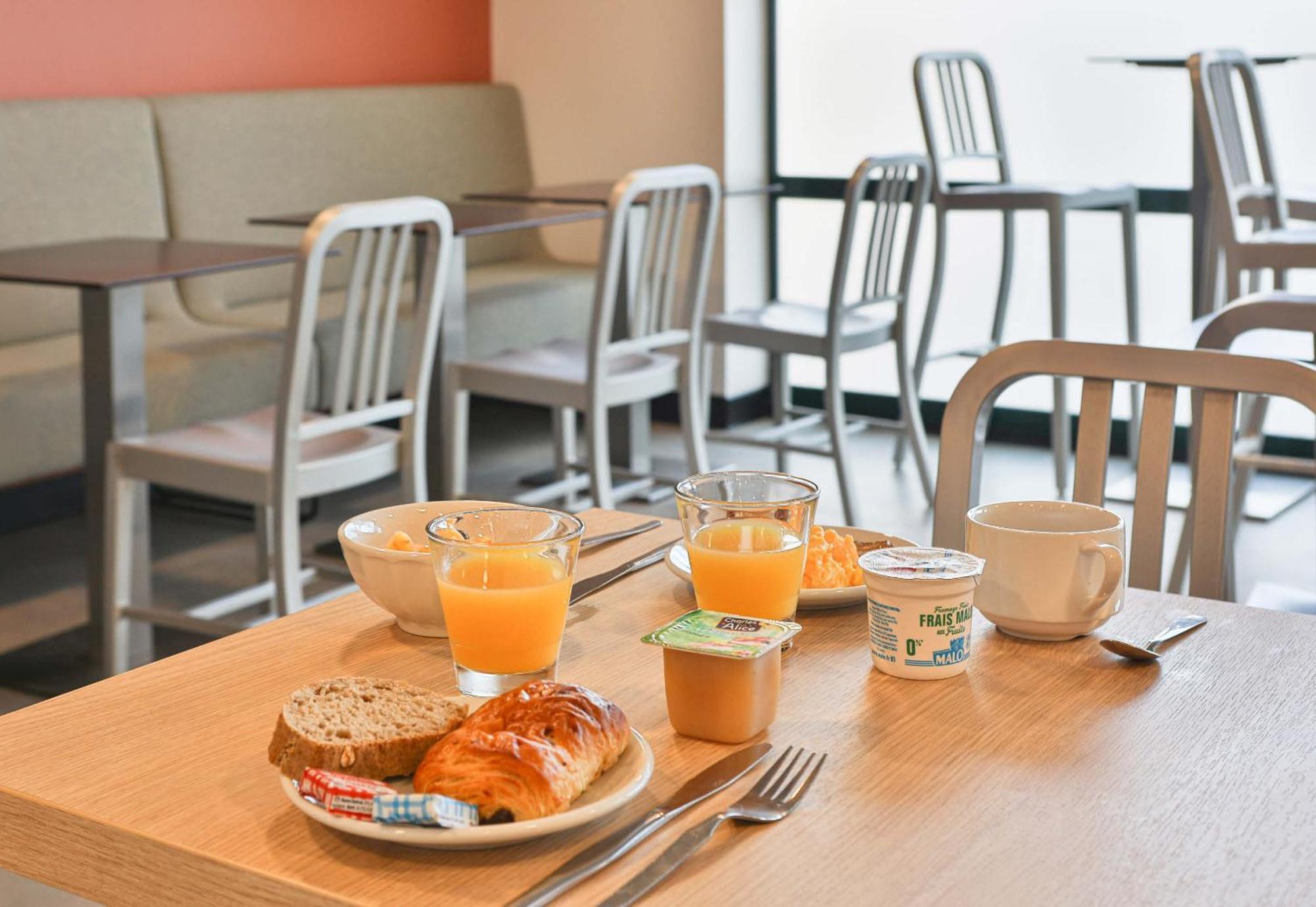 B&B Hotel Les Sables-D'Olonne Centre Gare מראה חיצוני תמונה