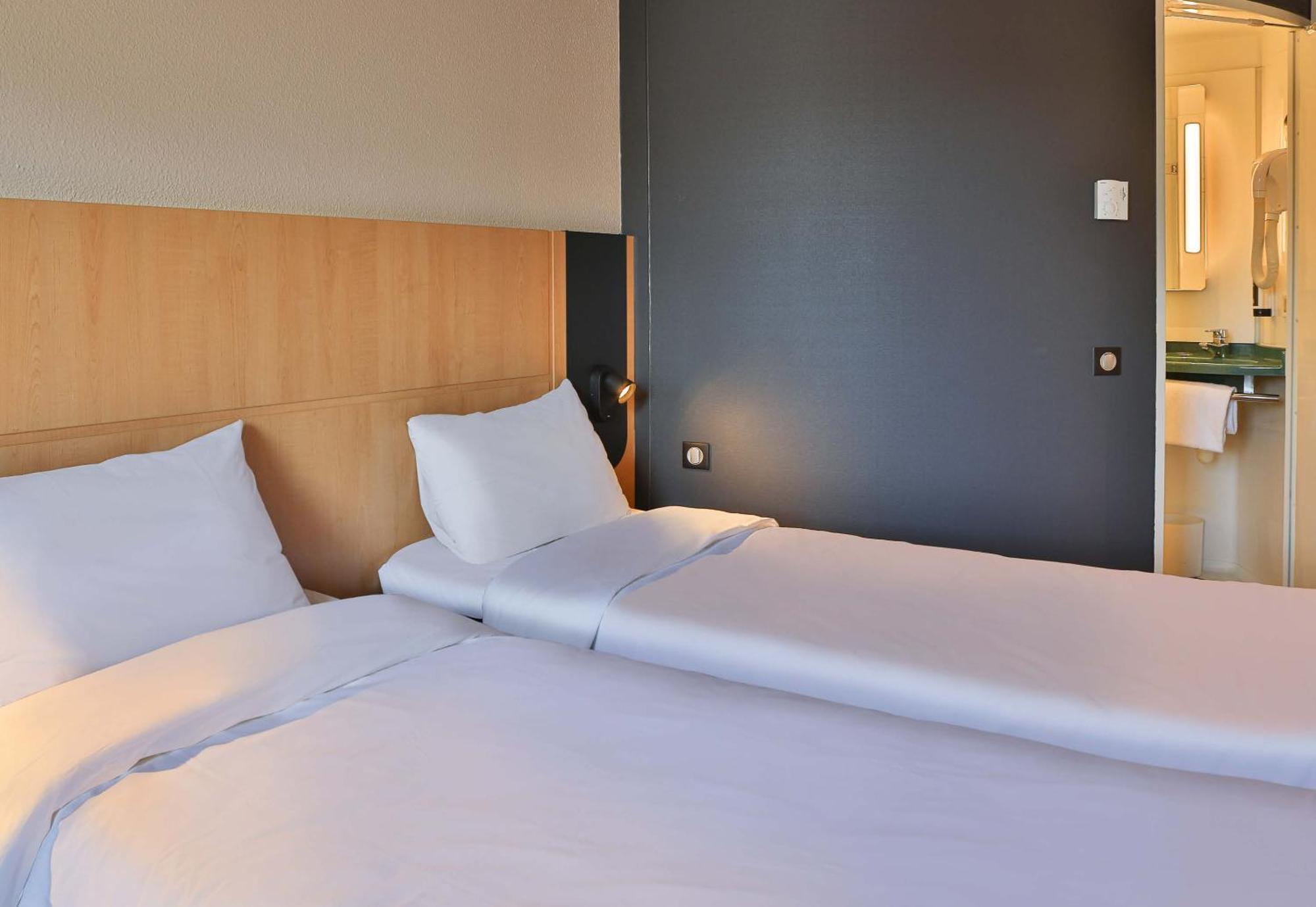 B&B Hotel Les Sables-D'Olonne Centre Gare מראה חיצוני תמונה