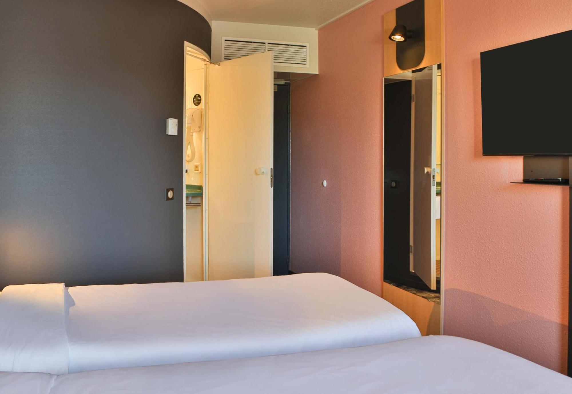 B&B Hotel Les Sables-D'Olonne Centre Gare מראה חיצוני תמונה