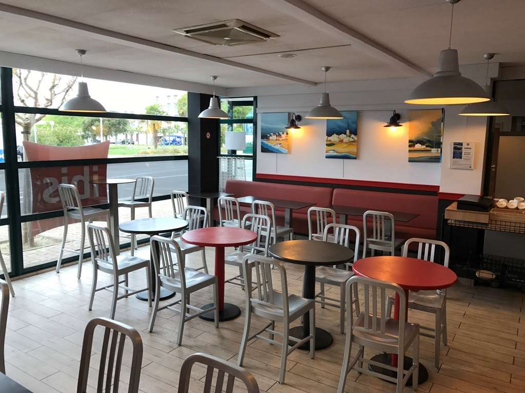 B&B Hotel Les Sables-D'Olonne Centre Gare מסעדה תמונה
